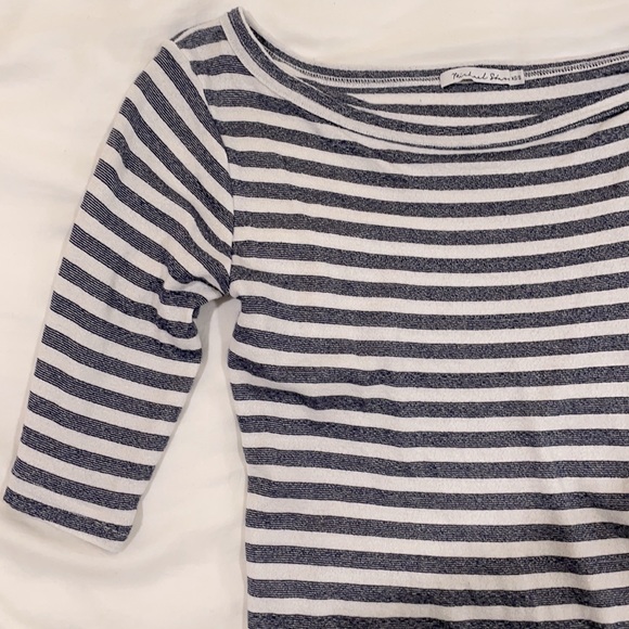 Comfy, Great Quality Striped Tee - Picture 2 of 2